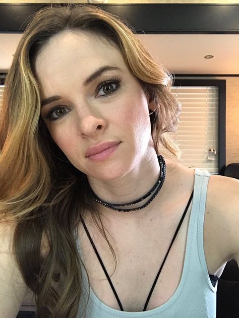 Danielle Panabaker Danielle Panabaker The Flash, Caitlyn Snow, Kay Panabaker, Barry And Caitlin, Killer Frost, Danielle Panabaker, Danielle Nicole, Girls World, Real Girls