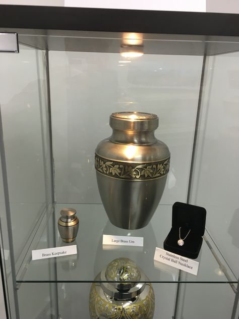 Urns For Ashes Display At Home, Everything Ends, Cremated Remains, Cremation Jewelry, Knowledge Is Power, At Home, Quick Saves