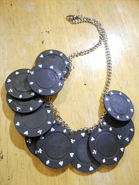 queenlila poker chips necklace NYE (4) Poker Chips Crafts, Chips Necklace, Poker Run, Craft Closet, Chip Necklace, Vegas Theme, Casino Party Decorations, Poker Chip, Scrabble Tiles