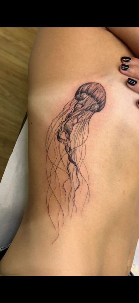 Ocean Sleeve, 16 Tattoo, Tier Tattoo, Tattoo Time, Jellyfish Tattoo, Geometric Tattoos, Geniale Tattoos, Medusa Tattoo, Hair Streaks