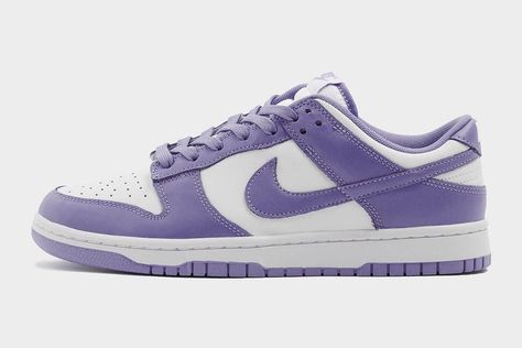 Nice Kicks on Twitter: "There's a "Purple Pulse" Nike Dunk Low dropping this year. 😈… " Nike Dunk Low Purple, Dunk Outfits, Nike Tenis, Nike Essentials, Pretty Shoes Sneakers, Purple Nikes, Classy Shoes, Cute Nike Shoes, Purple Shoes