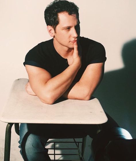 Matt McGorry I'm currently enjoying classes but I'd enjoy them a lot more if Matt McGorry was sitting beside me looking like this, mm. Not enough of his face last season of OITNB, hope to see him more in the next. -  Sara ♥ Matt Mcgorry, John Bennett, Dapper Dudes, Orange Is The New, Orange Is The New Black, Shortening, Attractive Guys, Man Crush, British Royal Family