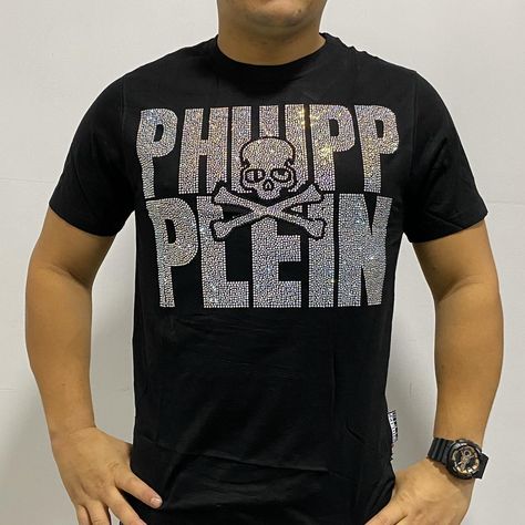 New Style T Shirt, Phillips Plein, Philip Plein, Men Fashion Casual Shirts, Skull Tshirt, Men Fashion Casual Outfits, Mens Tee Shirts, Philipp Plein, Kids Pants