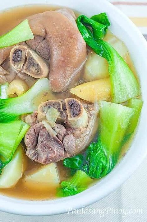 Beef Machado, Pork Hock Soup, Neck Bone Soup Recipe, Paksiw Na Pata, Pata Recipe, Caldereta Recipe, Angus Beef Recipes, Pilipino Food Recipe, Ham Hock Soup