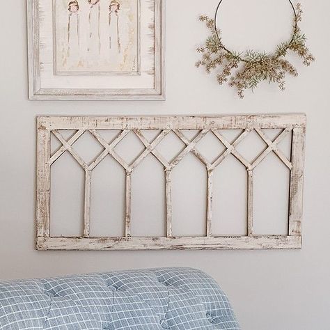 Rustic Window Wall Decor https://shrsl.com/2vdm0 affiliate Hanging Basket Wall, Window Wall Decor, Rustic Window, Wall Decor Wood, Unique Farmhouse, Farmhouse Inspiration, Basket Wall Decor, Decorative Wall Panels, Romantic Decor