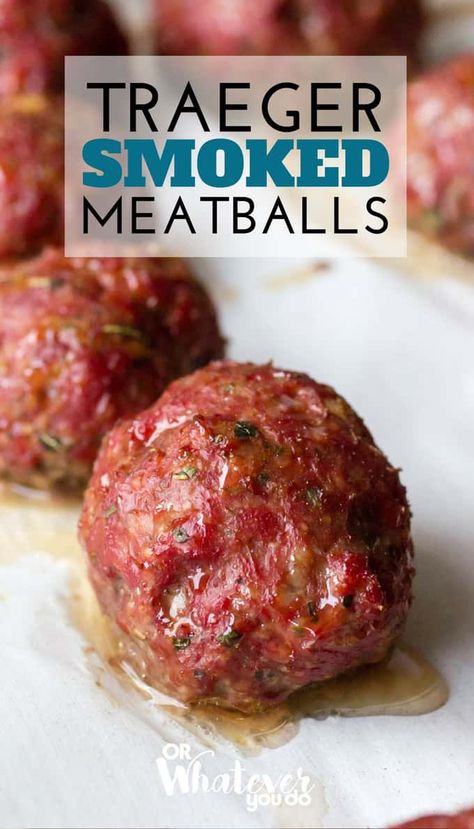 Smoked Meatballs, Smoker Grill Recipes, Traeger Cooking, Meatball Marinara, Traeger Grill Recipes, Italian Meatballs Recipe, Meatball Sub, Pellet Smoker, Smoker Cooking