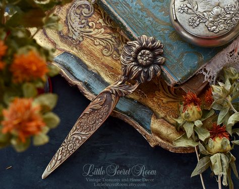 Letter Opener Knife, Letter Opener Aesthetic, Moody Cottage, Chrysanthemum Art, Fancy Envelopes, Office Decor Desk, Paper Knife, Blue Drinks, Decor Desk