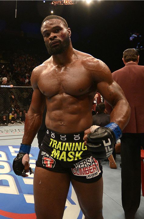 UFC fighter Tyron Woodley, after KO victory. Ufc Clothing, Tyron Woodley, Ufc Boxing, Grand Garden, Boxing History, Lose Control, Ufc Fighter, Ufc Fighters, Mgm Grand