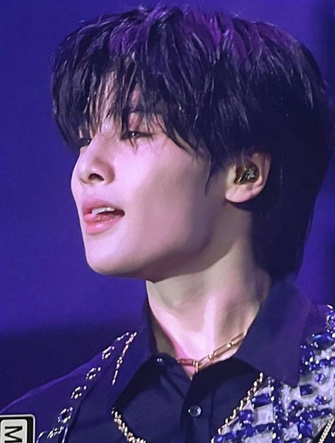 Hyunjin Tounge Piercing, Jeongin Tongue, Hyunjin Tongue Piercing, I Need Him, Tongue Piercing, The Tongue, Yang Jeongin, Lip Piercing, World Domination