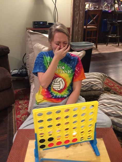 Drunk Girlfriend, Drunk Fails, Connect Four, Drunk People, Drunk Humor, By Any Means Necessary, Laughing So Hard, Tumblr Funny, Funny Posts