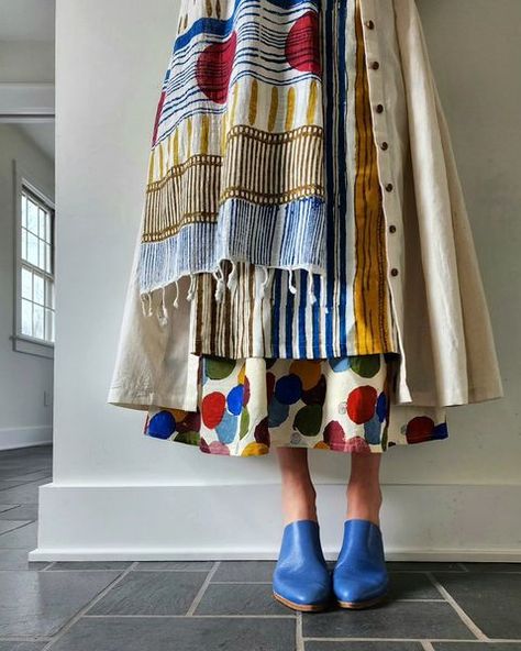 Dee Dee (@textile.mixologist) • Instagram photos and videos Pattern On Fabric, Spring Layers, Trip Outfits, Mama Mia, Dee Dee, Wardrobe Inspiration, Fabric Textile, Pretty Stuff, Photo Outfit