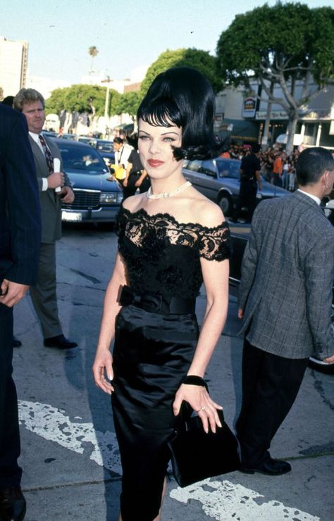 Debi Mazar, 1995 Debbie Mazar, Spanish Tv Shows, Debi Mazar, Batman Film, Film Premiere, Village Photos, Cafe Society, Tribeca Film Festival, Pearl Leather