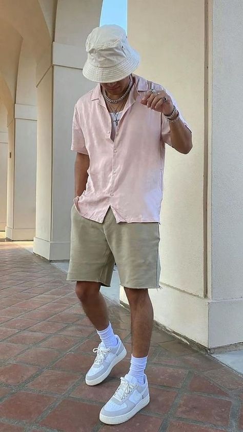 Coachella Men Outfit, Mens Vacation Outfits, Coachella Outfit Men, Summer Fits Men, Trends In 2023, Beach Outfit Men, Festival Outfits Men, Summer Outfits Men Streetwear, Festival Inspo