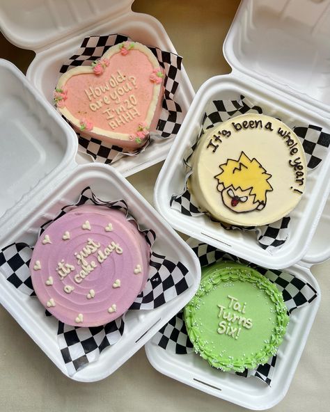 recent lunchbox cakes 😋 #lunchboxcakes #mamamiacake #kacchancake #zorocake #animecake #whiskedbytiff #trinidadsmallbusiness #trinidadianbaker #supportlocaltt Mini Lunchbox Cakes, Lunch Cake, Lunchbox Cake, Bakery Aesthetic, Anime Cake, Cake Day, Bento Cake, Pretty Birthday Cakes, Mama Mia