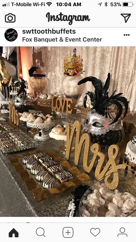 Masquerade Candy Table, Party Food Table Ideas, Mascarade Party, Masquerade Theme, Masquerade Wedding, Work Holiday Party, 30th Party, 50th Party, Candy Table