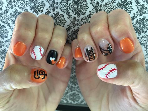 San Francisco Giants Baseball Nails by Vi at Tootsie Toes on Polk in SF San Francisco Giants Nails Design, New York Giants Nails, Ny Giants Nail Designs, Baseball French Tip Nails, Sf Giants Nails, Baseball Nail Designs, Sns Nails Designs, Baseball Nails, Sports Nails