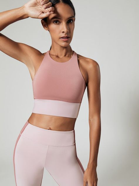 Pink Seamless Functional Activewear, Functional Pink Activewear With Bra-friendly Design, Compressive Athleisure Sports Bra With Seamless Design, Tight-fitting Pink Sportswear Activewear, Pink Activewear With Built-in Bra, Summer Activewear, Activewear Trends, Gym Attire, Active Outfits