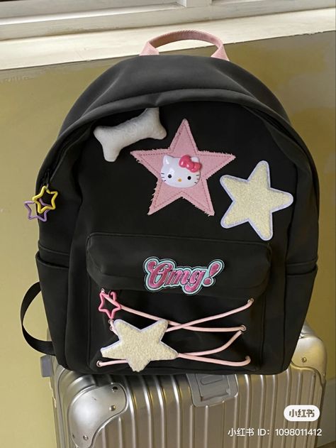 School Bag Y2k, Y2k Bags For School, Y2k School Bag, College Backpack Aesthetic, Backpacks Y2k, Cute Black Backpack, Y2k Backpack, Backpack Y2k, Converse Backpack