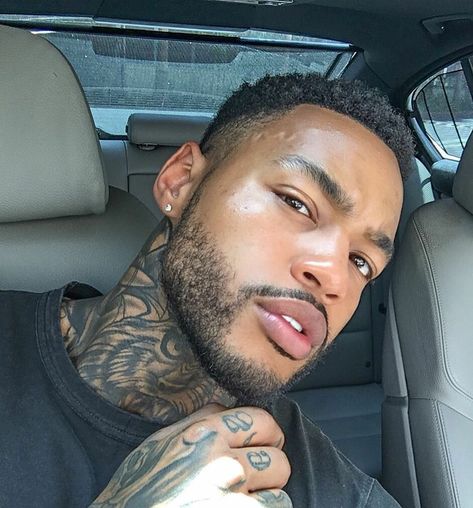 Black Men Beard Styles, Tatted Men, Black Men Fashion Urban, Black Men Beards, Mens Facial Hair Styles, Black Men Haircuts, Black Men Street Fashion, Black Men Hairstyles, Cute Black Guys