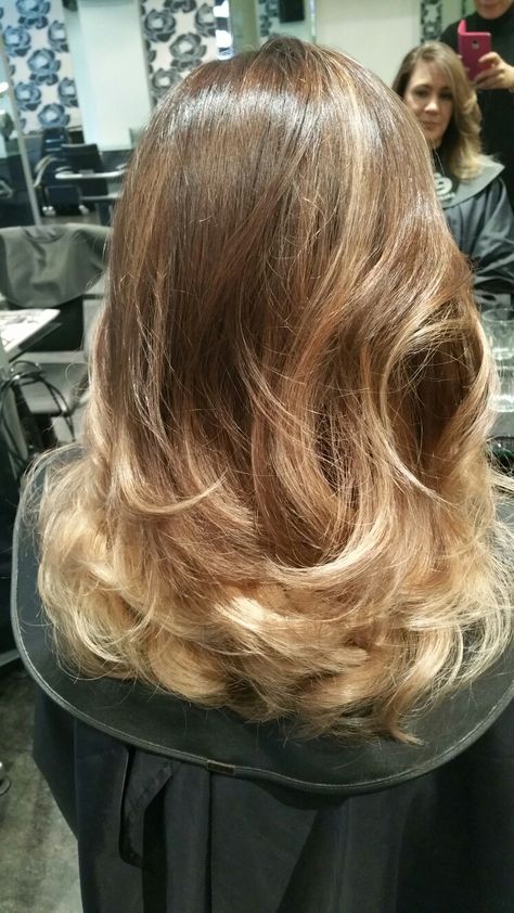 Natural balayage, blonde Brown Faded Into Blonde Hair, Dyed Ends Of Hair Blonde, Brown With Blonde Ends, Bleached Ends Hair, Blonde Ends On Brown Hair, Natural Balayage Blonde, Brown Hair With Blonde Ends, Grown Out Balayage, Dyed Ends Of Hair