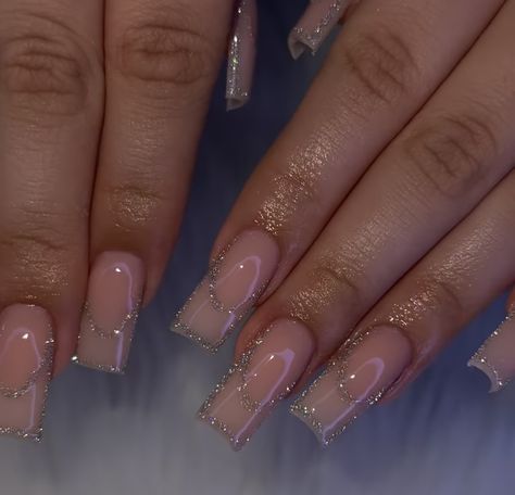 Glitter Outline French Nails, Glitter Outline Nails, Sparkly Nude Nails, Sparkly French Tips, Minimal Nail, Ballerina Acrylic Nails, Classy Acrylic, Girl Nails, Glittery Nails