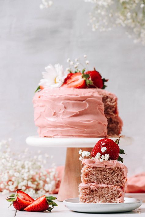 Vegan Strawberry Cake, Hot Pink Cakes, Strawberry Frosting, Minimalist Baker, Vegan Cake Recipes, Easter Dessert, Gluten Free Cakes, Vegan Cake, Perfect Cake