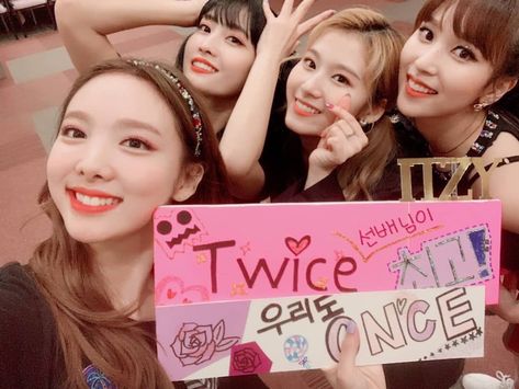 nayeon smiling on Twitter: "… " Nayeon Momo Sana, Twicecoaster Lane 2, Momo Sana, Sana Momo, Sana Minatozaki, Twice Once, Twice Sana, Im Nayeon, Best Albums