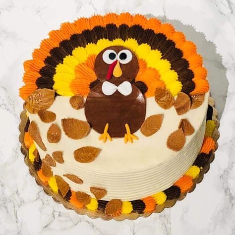 Thanksgiving Cake Ideas, Thanksgiving Cakes Decorating, Holiday Cake Designs, Fall Cakes Decorating, Thanksgiving Sweets, Thanksgiving Cake, Turkey Cake, Strawberry Birthday Cake, Kid Foods