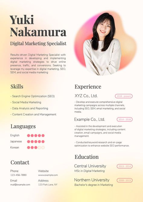 Digital marketing resume template, editable design | premium image by rawpixel.com / Darakoon Jaktreemongkol Digital Marketing Resume, Curriculum Template, It Cv, Cv Inspiration, Graphic Design Cv, Marketing Resume, Canva Instagram Templates, Creative Cv, Downloadable Resume Template