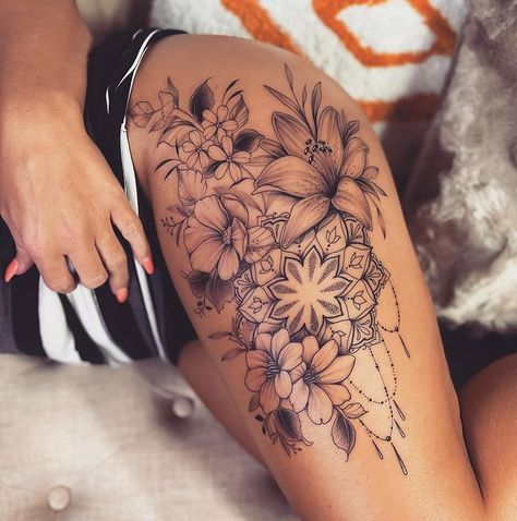 Outer Thigh Tattoo Women, Mandala Thigh Tattoo Women, Big Tattoos For Women Thigh, Outer Thigh Tattoos Women, Thigh Flower Tattoo Women, Tattoo Ideas Female Thigh Unique, Thigh Tattoos Meaningful, Thigh Piece Tattoo For Women, Floral Thigh Tattoos Women