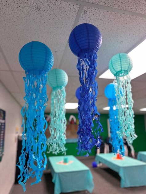 Under The Sea Dance Decorations, Whale Puppet, Under The Sea Prom Theme, Underwater Party Decorations, School Farewell Ideas, Umbrella Jellyfish, Under The Sea Prom, Under The Sea Dance, School Farewell