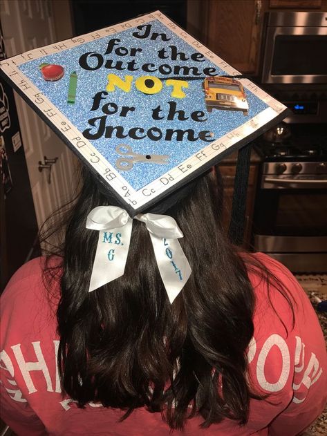 Education Graduation Cap, Graduation Cap Designs College, Teacher Graduation Cap, Elementary Graduation, High School Graduation Cap, Teaching Degree, College Graduation Cap Decoration, Grad Cap Designs, Diy Graduation Cap