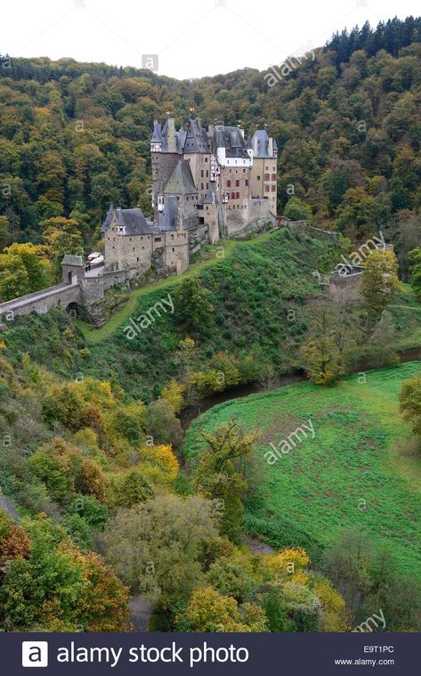 Download this stock image: ELTZ CASTLE. Rhineland-Palatinate, Germany. - E9T1PC from Alamy's library of millions of high resolution stock photos, illustrations and vectors. Eltz Castle, Rhineland Palatinate, Multiple Images, In The Fall, Us Images, The Fall, Light Box, Photo Image, Vector Illustration