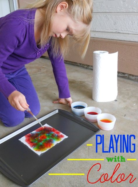 Soaking up Color: Paper Towel & Food Coloring Experiment #quickerpickerupper #spon Hand Washing Activity, Food Coloring Experiment, Summer Schedule For Kids, Bounty Paper Towels, Summer Planning, School Age Activities, Kids Schedule, Easy Arts And Crafts, Educational Activities For Kids