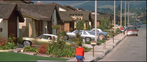 Southern California suburban neighborhood 1980s. California Suburbs, Jeremy Fitzgerald Fnaf, Location Photography Ideas, Men From The 90s, San Sequoia, Poltergeist 1982, Children Of Eden, Suburban Neighborhood, Neal Shusterman