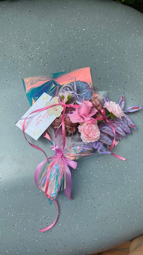 Holographic Flower Bouquet, Material Exploration, Wrapped Bouquet, Bucket Flower, Bouquet Aesthetic, Flower Photoshoot, Flower Bouquet Diy, Flower Gift Ideas, Boquette Flowers