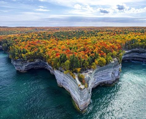 Experience 4 Breathtaking Fall Color Drives in Michigan Pictured Rocks Michigan, Fall In Michigan, 7 Natural Wonders, Upper Peninsula Michigan, Pictured Rocks, Torch Lake, Pictured Rocks National Lakeshore, 7 Wonders, Scenic Road Trip