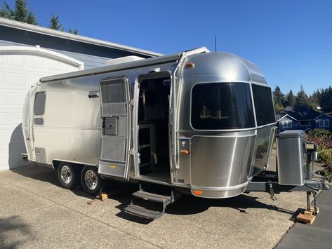 2011 23FT International Serenity For Sale In Tualatin, Oregon - Airstream Marketplace Airstream Sport, Slide Out Pantry, Airstream Travel, Airstream For Sale, Airstream Travel Trailers, Corian Countertops, Airstream Trailers For Sale, Tualatin Oregon, Bed In Corner