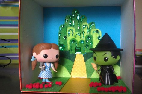 Cute Wizard, Wizard Of Oz Characters, Doll Furniture Diy, Class Activities, Doll Furniture, Wizard Of Oz, Kids Art, Pumpkin Decorating, School Projects