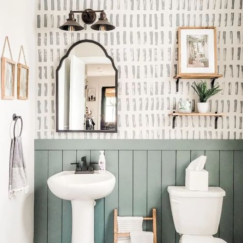 Bathroom Accent Wall Ideas, Half Bath Wallpaper, Half Bathroom Remodel, Half Bathroom Decor, Accent Wall Ideas, Bathroom Accent Wall, Bathroom Accents, Powder Room Decor, Wall Accent