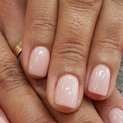 Opi Gel Manicure, Gelish Nail Colours, Sns Nails Designs, Gel Manicure Colors, Natural Nails Manicure, Nail Boutique, Natural Gel Nails, Pink Chrome Nails, Bunny Nails