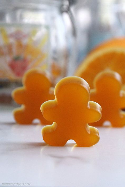 Orange Creamsicle Vitamin C Gummies How To Make Vitamin Gummies, Homemade Vitamin C Gummies, Homemade Immunity Gummies, Healthy Gummies Recipe For Kids, Gelatin Gummies Healthy, Vitamin C Gummies, Gummy Snacks, Homemade Gummies, Natural Food Dye