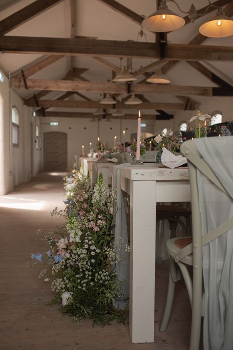 Sage Green Forest Wedding, Sage Green And Lavender Rustic Wedding, Lilac And Green Wedding Decor, Sage Green And Violet Wedding, Lilac And Forest Green Wedding, Dusty Blue Sage Green Lilac Wedding, Wedding Colors Lilac And Sage, Rustic Lilac Wedding Decor, Sage And Lilac Wedding