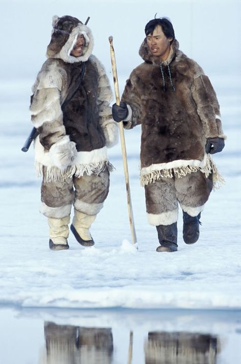 Inuit men in traditional dress on the ice in Nunavut Territory, Canada. Inuit Clothing Men, Inuit Costume, Artic Clothing, Yupik Clothing, Inuit Men, Inuit Coat, Alaska Clothes, Inuit Language, Arctic Clothing