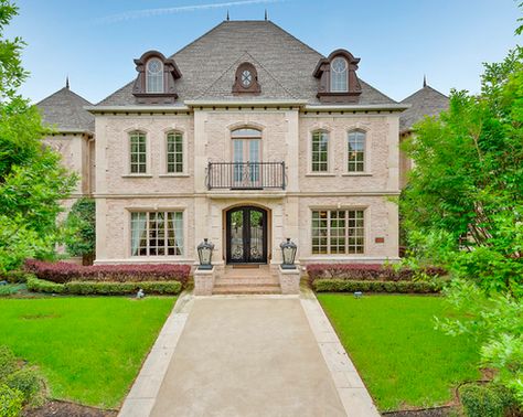 French Chateau Inspired Homes, Chateau Style Homes, French Chateau Floor Plans, French Chateau Exterior, Chateau Exterior, French Chateau Style Homes, New Orleans Style Homes, Colleyville Texas, House Themes