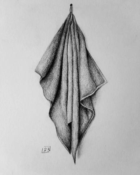 Towel sketch Towel On Head Drawing, Bathrobe Drawing, Actress With Towel, Woman With Towel On Head, Towel Illustration, Bath Drawing, Quick Sketches, Mini Project, How To Fold Towels