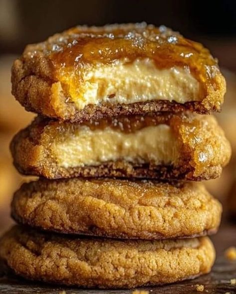 Irresistible Caramel Pumpkin Cheesecake Cookies Recipe Caramel Pumpkin Cookies, Pumpkin Cookie Butter Cheesecake, Gingerbread Cheesecake Cookies, Caramel Cheesecake Cookies, Pumpkin Cheesecake Cookies Recipe, Caramel Pumpkin Cheesecake, Caramel Cookies Recipes, Optimal Recipes, Ginger Spice Cookies