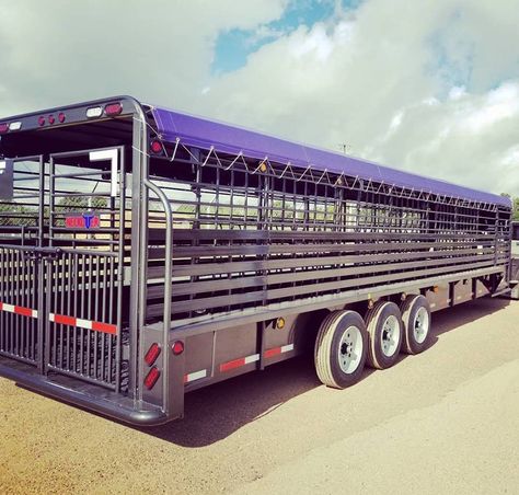 Livestock Feeders, Hauling Trailers, Cattle Trailers, Modern Main Gate Designs, Stock Trailer, Livestock Trailers, Off Road Camper Trailer, Horse Barn Plans, Truck Beds