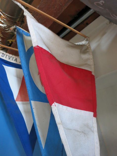 https://flic.kr/p/zSvDSF | Sandringham Yacht Club, Melbourne, Australia | The Bay View Boat Club has lost our burgee book! We have hundreds of club burgees from all over the world... and I, perhaps ill-advisedly, volunteered to identify all of them. If you recognize a burgee here, please comment! Yacht Club Party, Boat Club, Party Entrance, Bay View, Set Sail, Club Party, Yacht Club, Bonus Room, Melbourne Australia