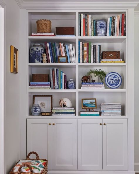 I often get asked how to add character and warmth to a home and the answer is always books! Adding these custom built-ins to our home was a… | Instagram Coastal Built Ins, Havsta Built In, Built In Bookshelves Living Room, Built In Cupboards Living Room, Diy Built In Bookcase, Bookshelves With Books, Bookshelves Living Room, Surface Styling, Den Bar